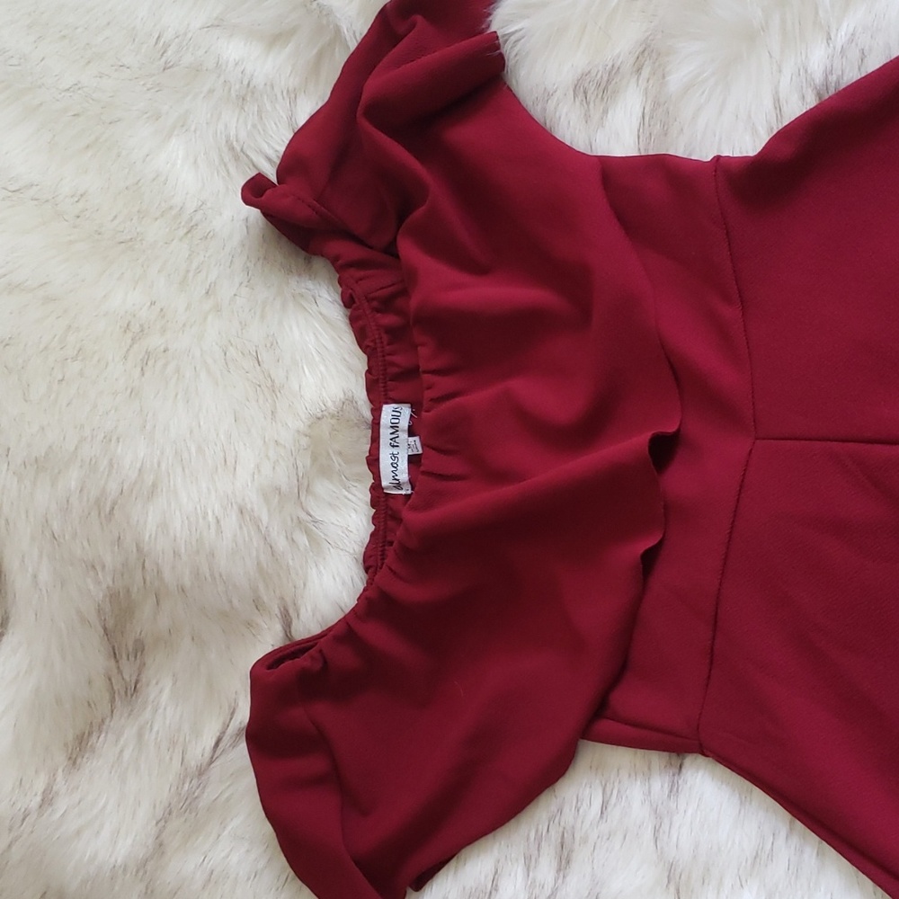 Red romper size medium - Picture 6 of 10